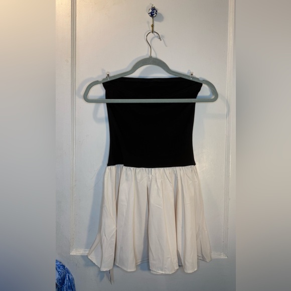 Commense Black & Cream Strapless Mini Dress - Picture 5 of 7